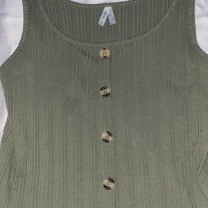 Green button tank top